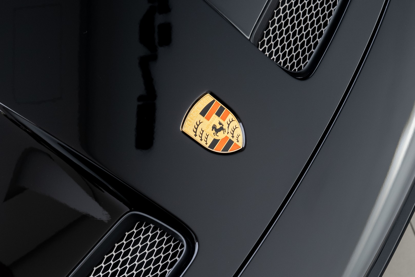 2024 PORSCHE 911 S/T N. 307 OF 1963 WITH DEALER WARRANTY